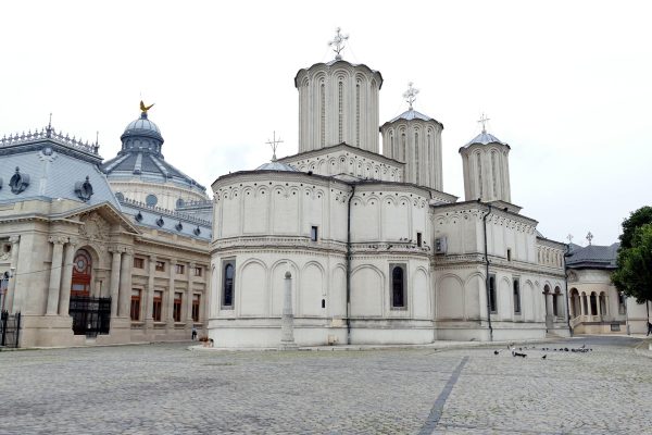 bucharest-2507260_1920