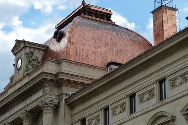bucharest-2525931_1920